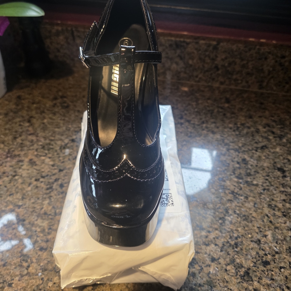 Shein Glossy Black Platform Shoes View 2